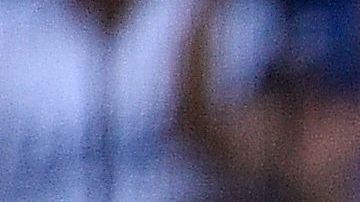 Yasiel Puig reacciona tras batear un hit productor para los Dodgers.