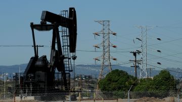 Campo petrolero cerca del centro de Los Ángeles.
