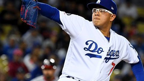 Julio Urías, pitcher mexicano de los Dodgers.