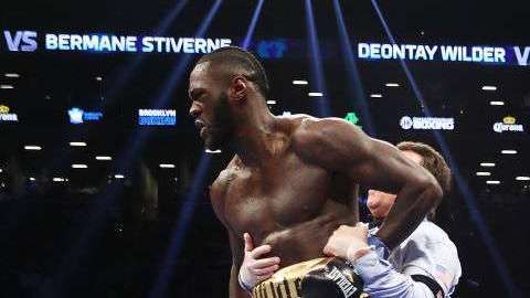 Deontay Wilder noqueó a Bermane en menos de tres minutos, en 2017.