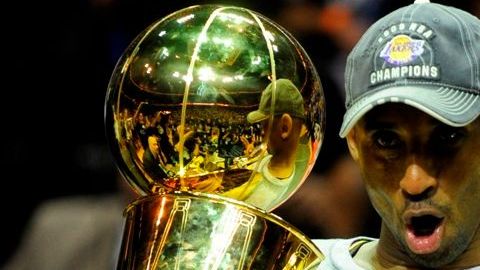 Kobe Bryant tras vencer a Orlando Magic en las finales de 2009.