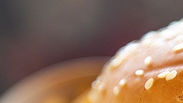 No tienes que salir de casa para disfrutar de una hamburguesa estilo Burger King.