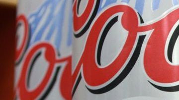 La cerveza Coors Light con su controversial presentación portando el símbolo del Desfile Puertorriqueño.