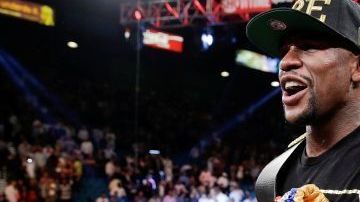 Floyd Mayweather Jr. se retiró del boxeo con una marca invicta de 50 victorias.