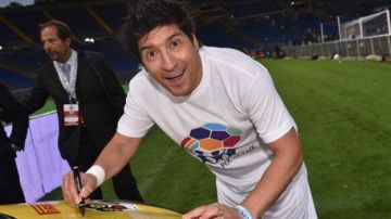 El futbolista chileno Iván Zamorano negó haber usado sociedades para eludir impuestos.