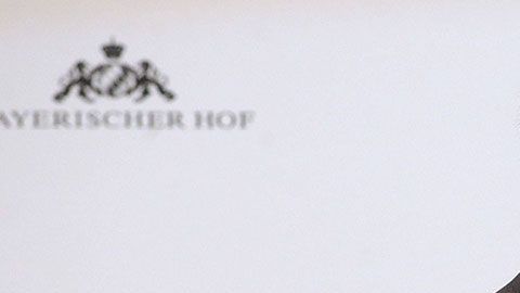 El empresario llevará a cabo una serie de pasos para el regreso seguro de sus empleados.