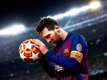Lionel Messi es el jugador que más dinero aportará para salvar al Barcelona de la crisis financiera.