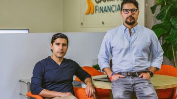 Sean y Kenneth Salas son los fundadores de la empresa financiera Camino Financial./Cortesía CF