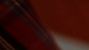 01/25/16 / DOWNEY/ Barber student Max Verderosa, 29, practices the technique blade shaving on fellow student Luis Romero while at Cosmetica School in Downey. (Photo by Aurelia Ventura/La Opinion)