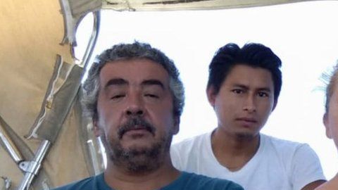 Marcelo Escalante junto a su esposa, su hijo de 21 años y dos jóvenes guatemaltecos que iban a trabajar con él.