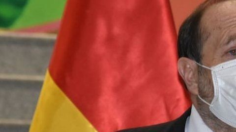 112389451_whatsubject