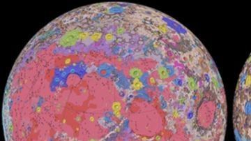 El mapa muestra en detalle las características geológicas de ambas caras de la Luna.