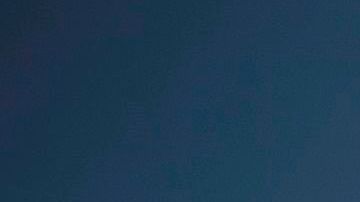 Vista del edificio corporativo de la aerolínea chilena LATAM en Santiago.