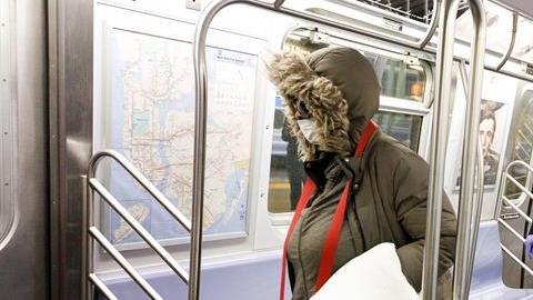 NYPD en acción esta madrugada en Coney Island