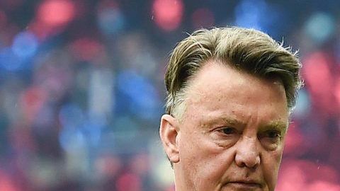 Louis van Gaal se queda sin trabajo.
