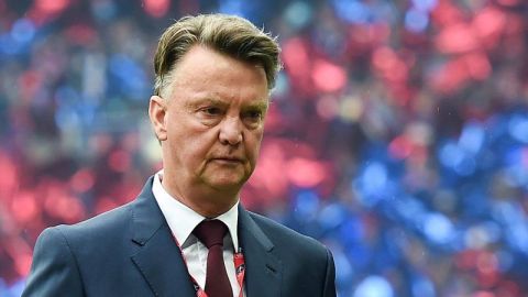 Louis van Gaal se queda sin trabajo.