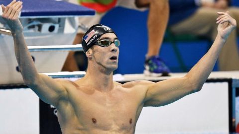 Impresionante: Michael Phelps se cuelga su oro olímpico número 20.