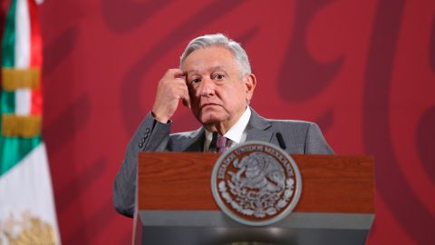 AMLO ha pedido a la población quedarse en casa para aplanar la curva.