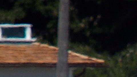 En las playas del sur de California se vio a miles de personas.