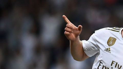 Luka Jovic celebrando un gol con el Real Madrid.