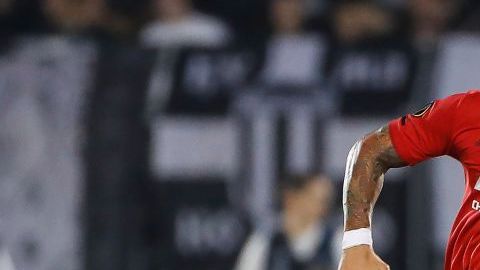 Marcos Rojo en un partido con el Manchester United.