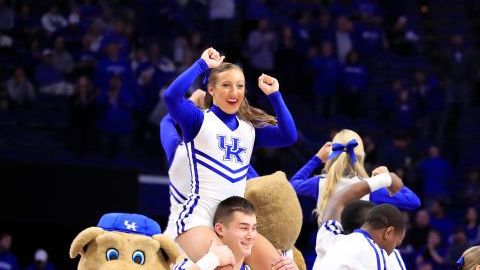 El equipo de porristas de la Universidad de Kentucky es uno de los más importantes de Estados Unidos.