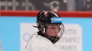 El hockey sobre hielo femenil es muy popular en Estados Unidos y Canadá.