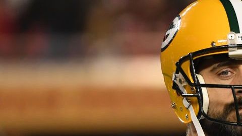 Aaron Rodgers en un partido con los Green Bay Packers.