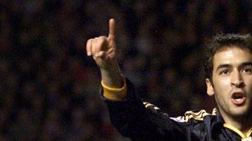 Raúl González, uno de los mejores delanteros en la historia del Real Madrid.