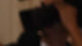 Vera Wang y junto a ella la joven cantante y actriz Selena Gómez.