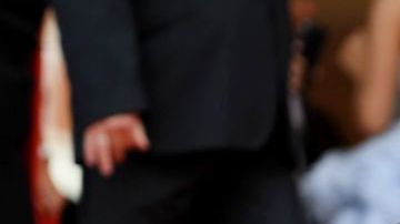 Kevin Trapp y su pareja Izabel Goulart.