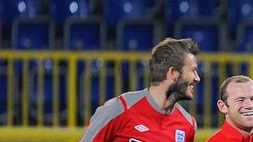 David Beckham, Wayne Rooney, Carlton Cole, Ashley Cole y Michael Carrick en un entrenamiento de Inglaterra.
