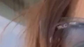 Adamari López en sexy traje de baño.