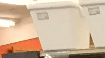 María Mendoza, todos los días se expone al coronavirus en su trabajo como cajera. (Cortesía)