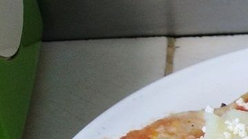 Picadas con salsa roja y chile seco. Mercado San José/Xalapa, Veracruz.