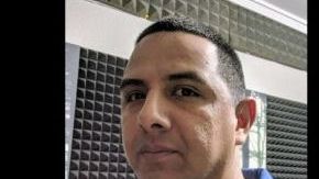 El rapero enfrenta ahora una demanda presentada por el Partido de la Revolución Democrática.