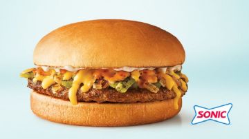 SONIC_Drive-In_Queso_Burger