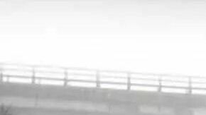 Los faros antiniebla sólo se deben utilizar de día. De noche las luces de posición deberían ser suficientes para ser visibles a otros autos.