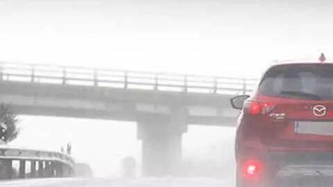 Los faros antiniebla sólo se deben utilizar de día. De noche las luces de posición deberían ser suficientes para ser visibles a otros autos.