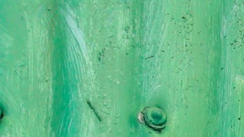 ES5001. SAN SALVADOR (EL SALVADOR), 15/07/2020- Un grupo de familias cuelgan banderas blancas en señal de necesidad de alimentos para enfrentar la cuarentena por la pandemia de la COVID-19 este viernes, en San Salvador (El Salvador). Un grupo de familias de la capital de El Salvador colgó banderas blancas en señal de que necesitan alimentos para enfrentar la cuarentena por la pandemia del COVID-19 y de que sus recursos se han agotado, según pudo constatar Efe este viernes. EFE/ Rodrigo Sura