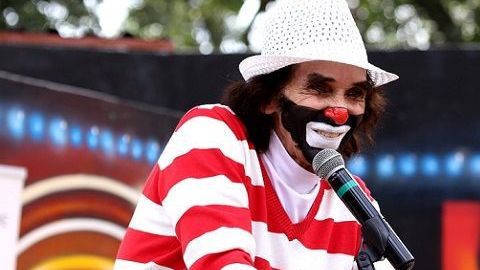 El actor y comediante conocido como "Cepillín" tiene un problema.