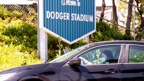 Pruebas de COVID-19 en Dodger Stadium