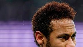 Paris Saint-Germain's Brazilian forward Neymar looks on during the French L1 football match between Paris Saint-Germain (PSG) and OGC Nice at the Parc des Princes stadium in Paris on May 4, 2019. (Photo by Lionel BONAVENTURE / AFP)        (Photo credit should read LIONEL BONAVENTURE/AFP/Getty Images)