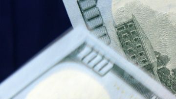 Economistas creen que los billetes de $100 deberían ser retirados de la circulación.