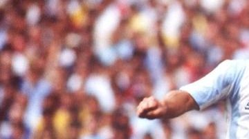 Diego Armando Maradona en la cancha del Estadio Azteca durante el Mundial México 86.