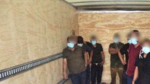 tráiler indocumentados