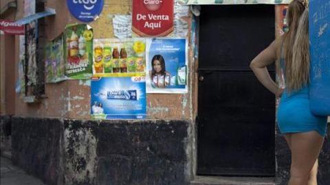 Las trabajadoras sexuales de Guatemala, además de crear su sindicato, también solicitan que se respeten sus derechos, igual que cualquier otro gremio profesional, para que puedan tener acceso a prestaciones como el seguro social, la jubilación, el asueto o el derecho a enfermar.