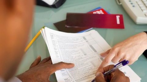 Existe ayuda para hacer sus impuestos.