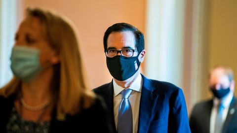 Washington (United States), 19/05/2020.- US Treasury Secretary Steve Mnuchin departs a meeting in Senate Majority Leader Mitch McConnell'Äôs office in the US Capitol in Washington, DC, USA, 19 May 2020. (Laos, Estados Unidos) EFE/EPA/JIM LO SCALZO