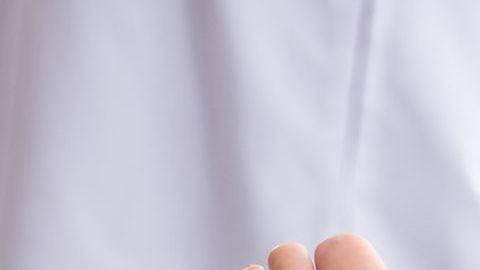 Mueren por beber alcohol adulterado.